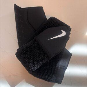 NIKE PRO ANKLE STRAP SLEEVE XS/S